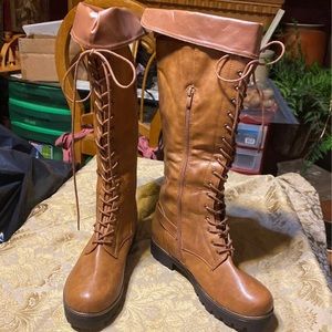 Brand new tall combat boots cognac 10